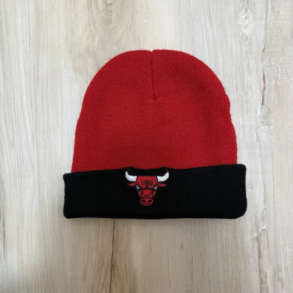 Chicago Bulls Budweiser NBA Black Knit Beanie Hat Unisex Adult Size Small